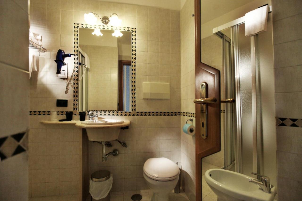 Hs 311 Hotel Rome Exterior photo